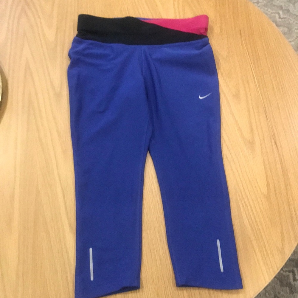 Nike cropped leggings